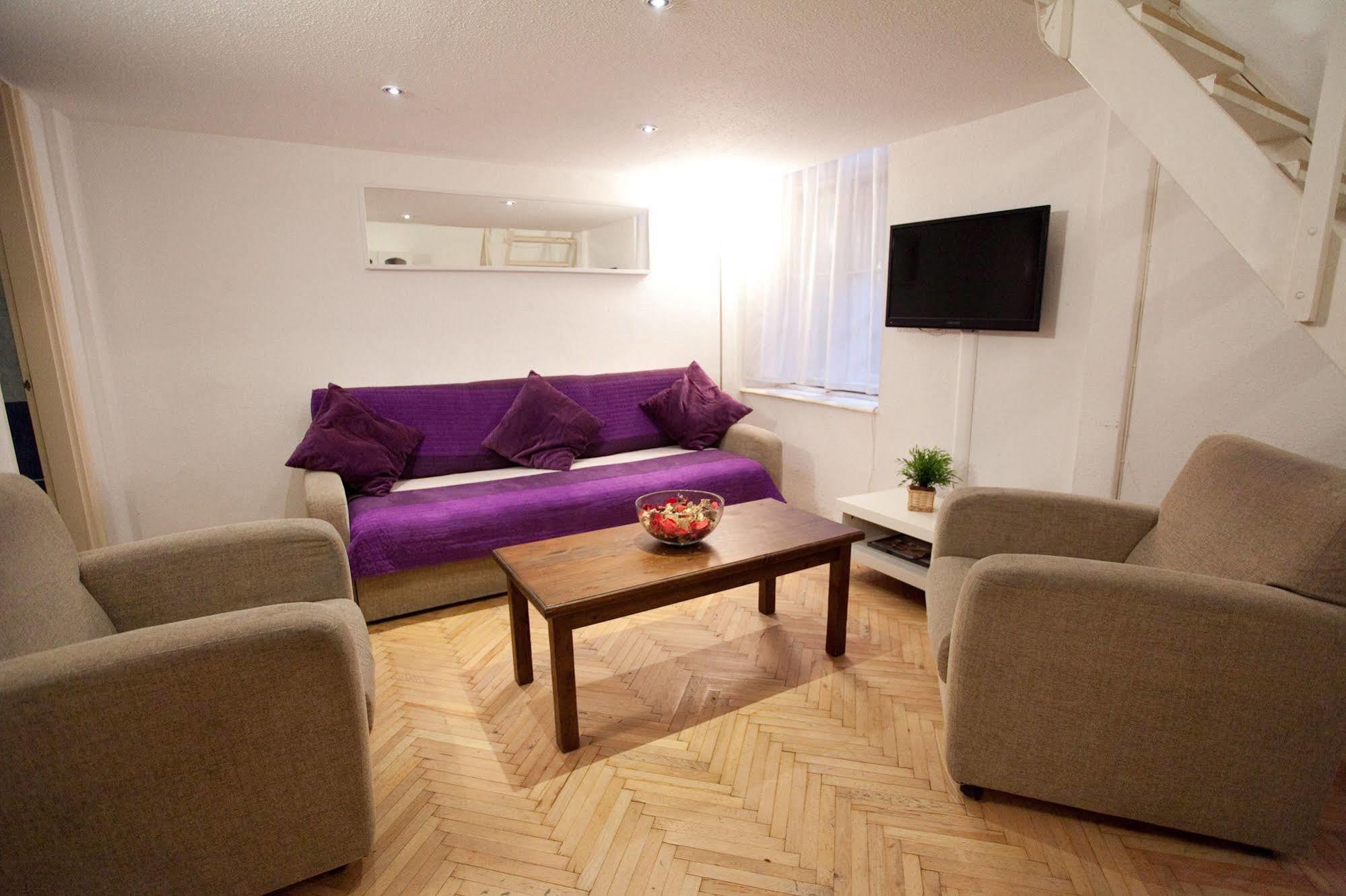 Budapest Easy Flat Opera Exteriör bild